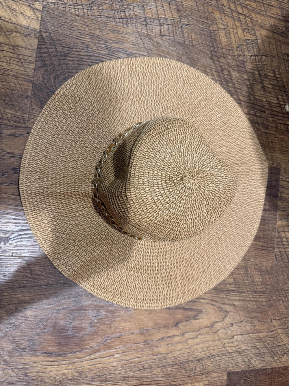 UNKNOWN BRAND Wide Brim Straw Sun Hat with Chain Accent